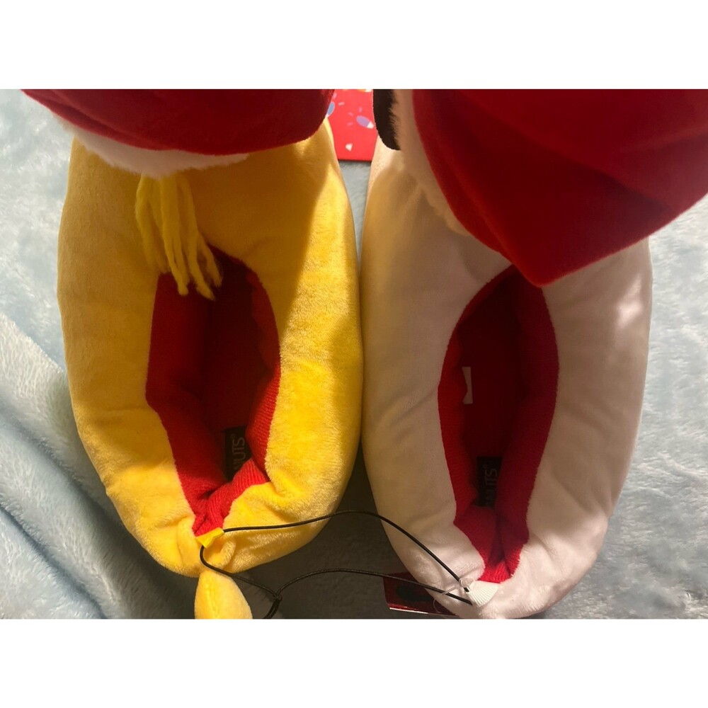 Snoopy and Woodstock Slippers - Picture 7 of 7